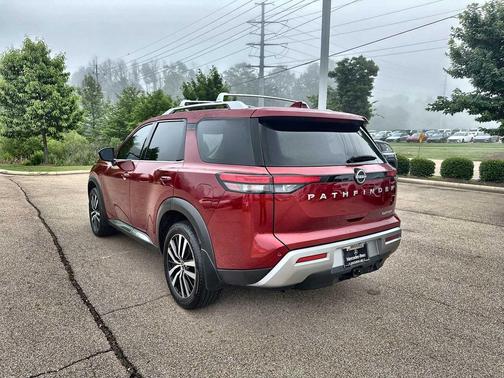 Scarlet Ember 2024 Nissan Pathfinder Platinum FWD