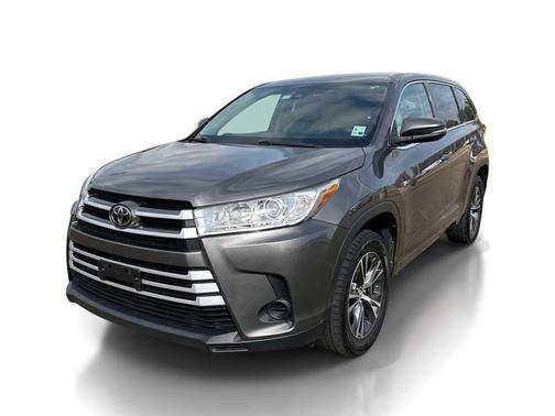 2017 Toyota Highlander LE I4