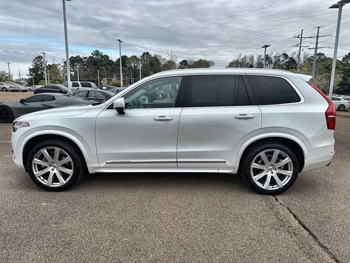2019 Volvo XC90 T6 Inscription