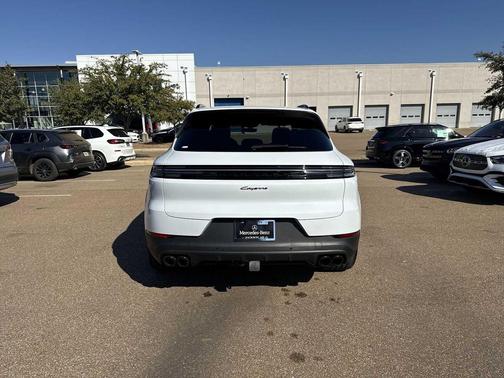 2025 Porsche Cayenne Cayenne