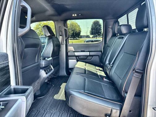 OXFORD WHITE 2024 Ford F-150 Lariat