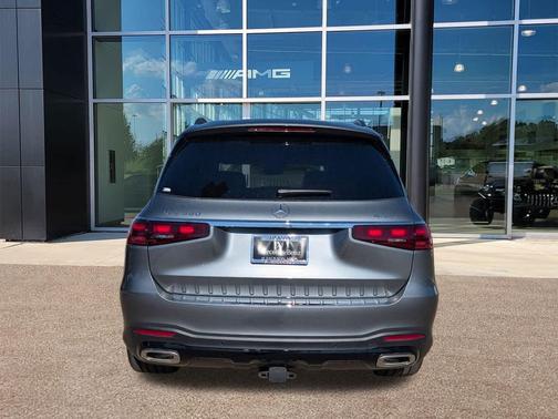 2026 Mercedes-Benz GLS 580 4MATIC