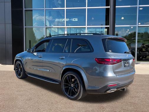 2026 Mercedes-Benz GLS 580 4MATIC