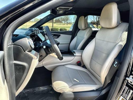 Obsidian Black Metallic 2026 Mercedes-Benz GLC 300 Base