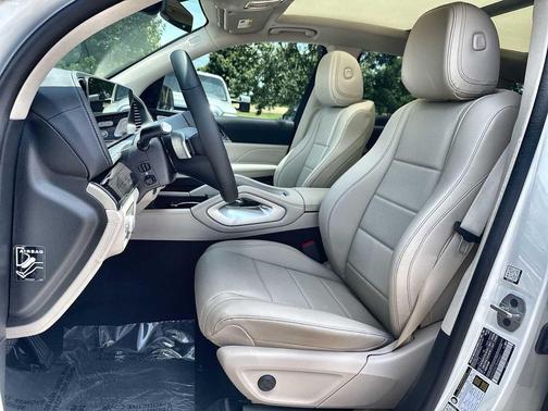 Polar White 2026 Mercedes-Benz GLE 450 4MATIC