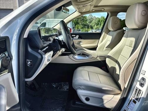 MANUFAKTUR Moonlight White Metallic 2026 Mercedes-Benz GLE 350 4MATIC