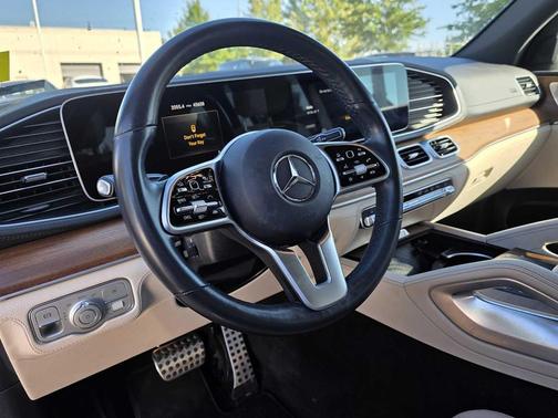 2023 Mercedes-Benz GLS 450 4MATIC