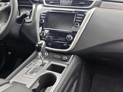 2024 Nissan Murano SL FWD