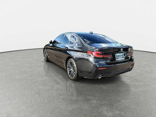 Black Sapphire Metallic 2023 BMW 540 i