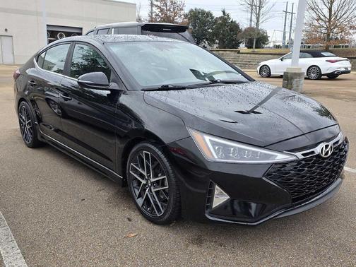 2020 Hyundai ELANTRA Sport