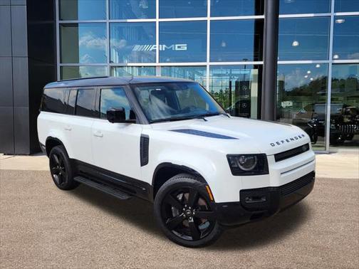 2025 Land Rover Defender 130 P400 X-Dynamic SE