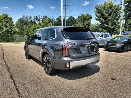 Gravity Gray 2024 Kia Telluride SX Prestige
