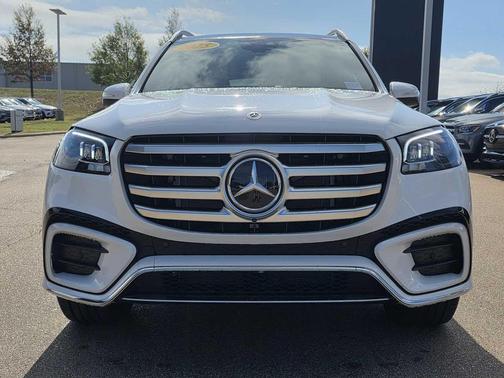 2025 Mercedes-Benz GLS 450 4MATIC