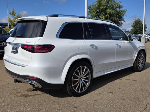 2025 Mercedes-Benz GLS 450 4MATIC