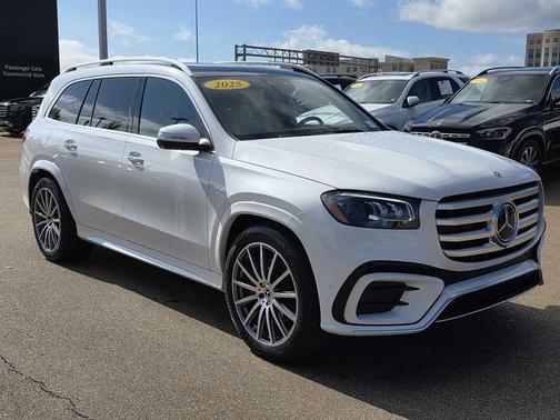 2025 Mercedes-Benz GLS 450 4MATIC