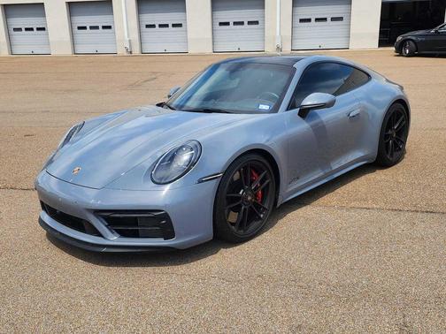 2023 Porsche 911 Carrera GTS