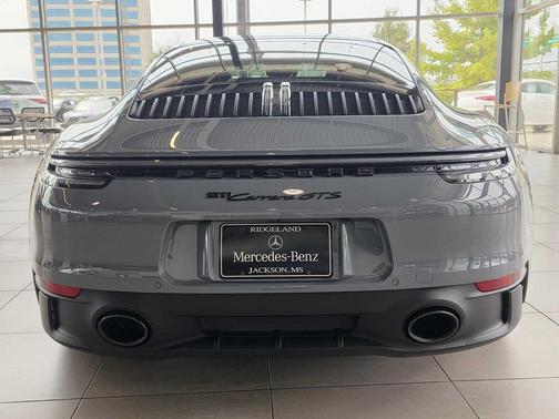 2023 Porsche 911 Carrera GTS
