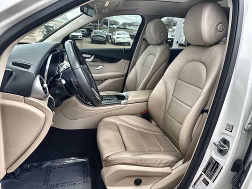 2022 Mercedes-Benz GLC 300 Base