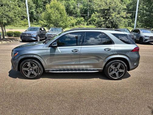 Selenite Grey Metallic 2026 Mercedes-Benz GLE 450 4MATIC