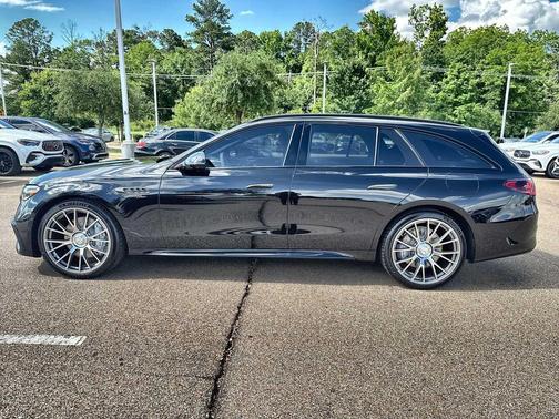 Obsidian Black Metallic 2026 Mercedes-Benz AMG E 53 E 4MATIC+
