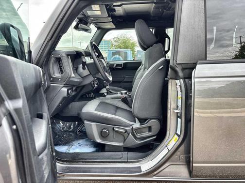 CARBONIZED GRAY METALLIC 2025 Ford Bronco Big Bend