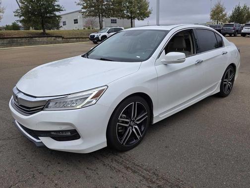 2017 Honda Accord Touring V6