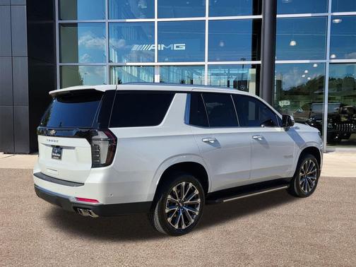 2025 Chevrolet Tahoe 4WD High Country