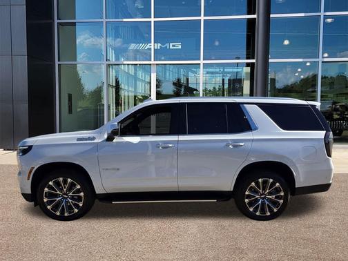2025 Chevrolet Tahoe 4WD High Country