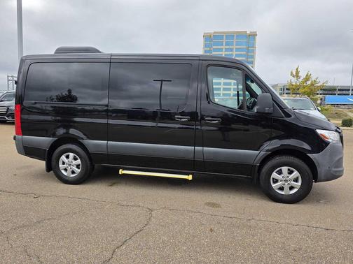 2020 Mercedes-Benz Sprinter 1500 Standard Roof I4
