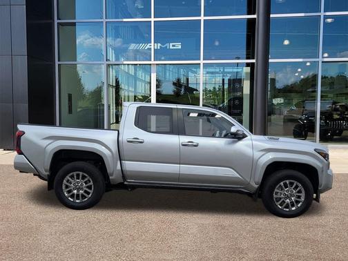 2024 Toyota Tacoma Hybrid Limited