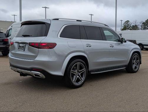 2025 Mercedes-Benz GLS 450 4MATIC