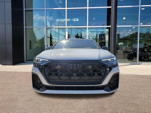 2025 Audi Q8 55 Premium Plus