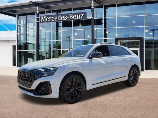 2025 Audi Q8 55 Premium Plus
