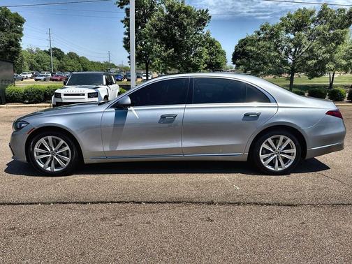 Cirrus Silver Metallic 2022 Mercedes-Benz S-Class 4MATIC
