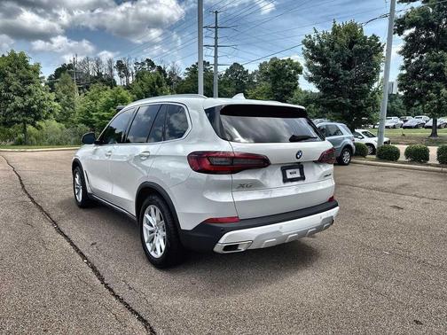 Alpine White 2023 BMW X5 xDrive40i