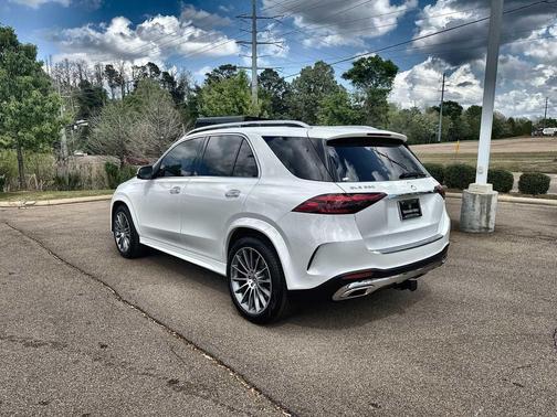 Polar White 2026 Mercedes-Benz GLE 350 4MATIC