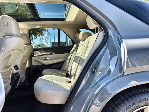 MANUFAKTUR Alpine Grey 2026 Mercedes-Benz GLE 350 4MATIC