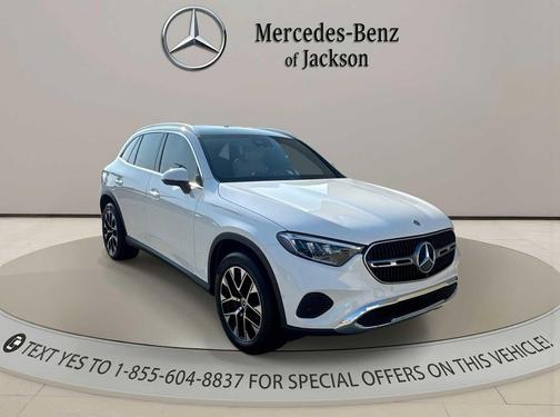 MANUFAKTUR Moonlight White Metallic 2025 Mercedes-Benz GLC 350e Base