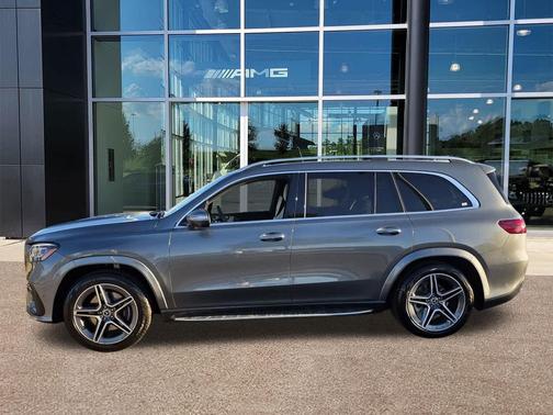2025 Mercedes-Benz GLS 450 4MATIC