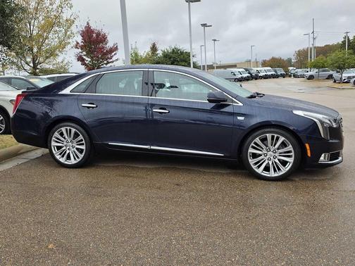2018 Cadillac XTS Platinum