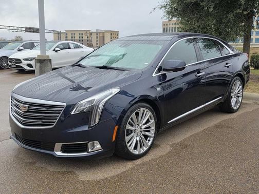 2018 Cadillac XTS Platinum