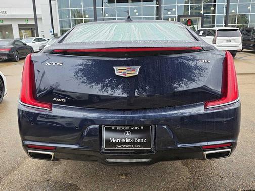 2018 Cadillac XTS Platinum