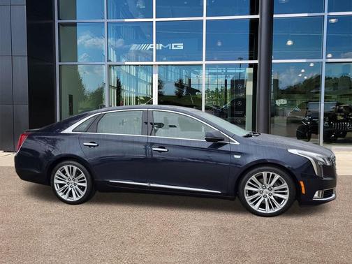 2018 Cadillac XTS Platinum