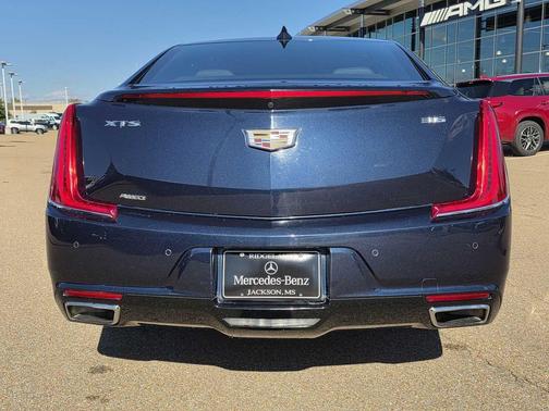 2018 Cadillac XTS Platinum
