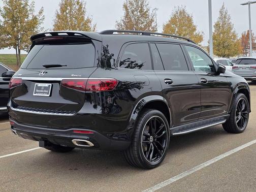 2026 Mercedes-Benz GLS 580 4MATIC