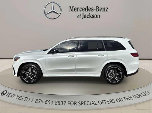 MANUFAKTUR Moonlight White Magno 2026 Mercedes-Benz GLS 450 4MATIC