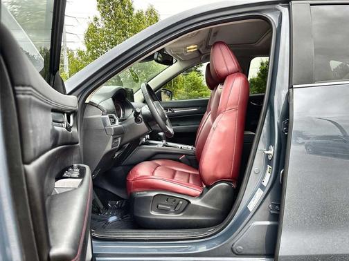 Polymetal Gray Metallic 2025 Mazda CX-5 2.5 S Carbon Edition