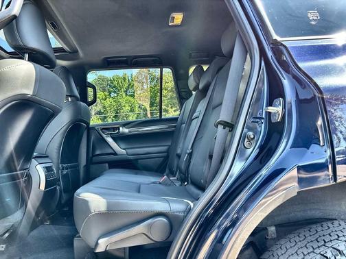 Nightfall Mica 2023 Lexus GX 460 Premium