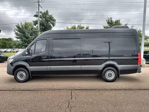 Jet Black 2023 Mercedes-Benz Sprinter 2500 High Roof