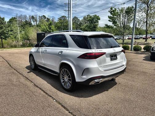 MANUFAKTUR Moonlight White Metallic 2026 Mercedes-Benz GLE 350 Base